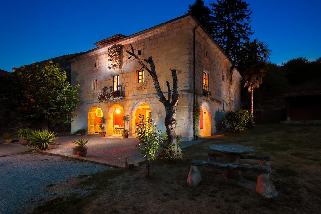 Casona Valle De Soba Regules Exterior photo